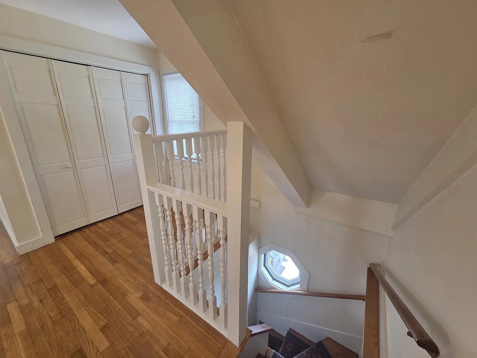1 bed, 850 sqft, $2,050 — Photo 3