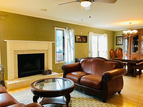 3rd image of 16755 Westwind Dr