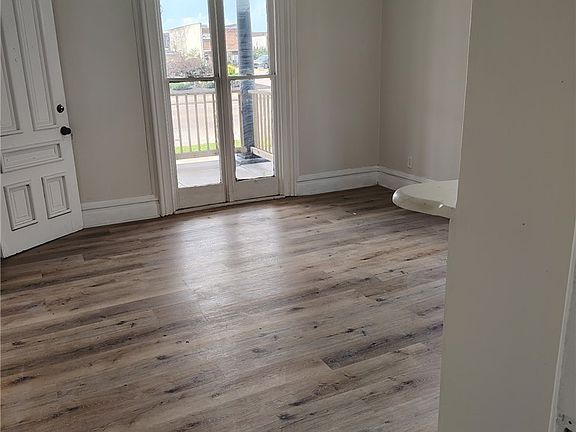 4th image of 75 W 2nd St