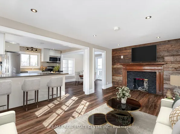 174 Victoria St, Brampton, ON L6Y 0A6