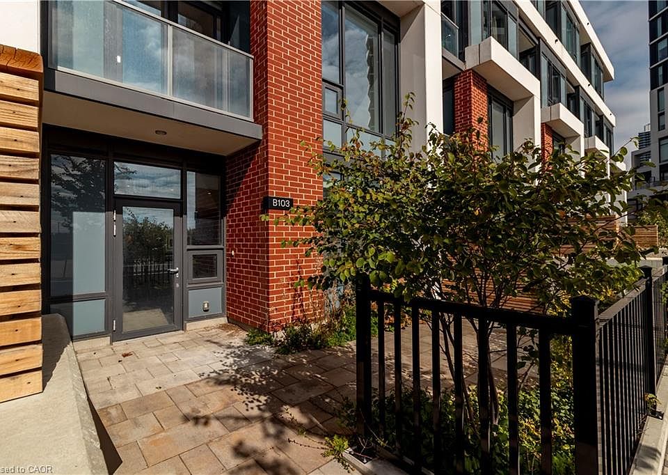 1st image of 15 Wellington St S #103