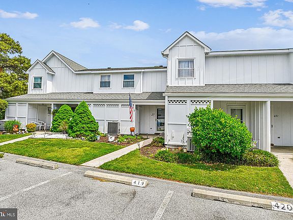 3rd image of 38273 Bluebird Ln Unit 419