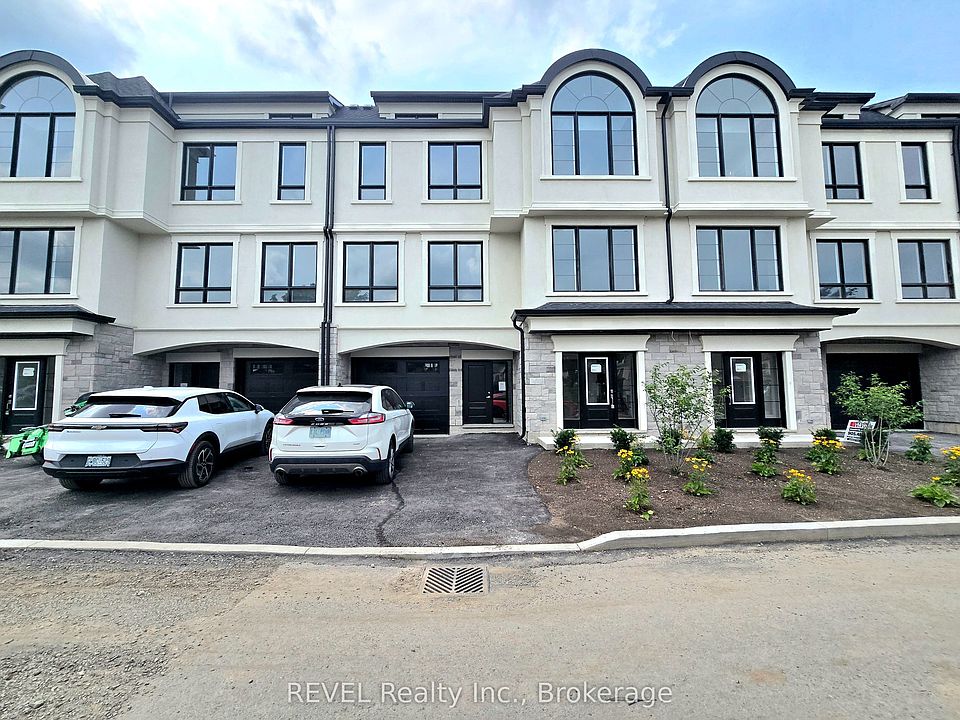 1st image of 15 Lake St #2