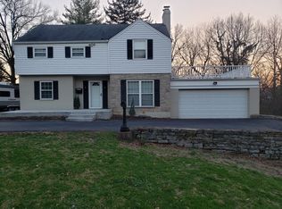 8809 Plainfield Rd, Cincinnati, OH 45236