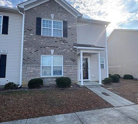 2nd image of 120 E Chandler Dr
