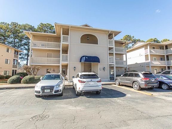 2nd image of 4262 Pinehurst Circle #S5