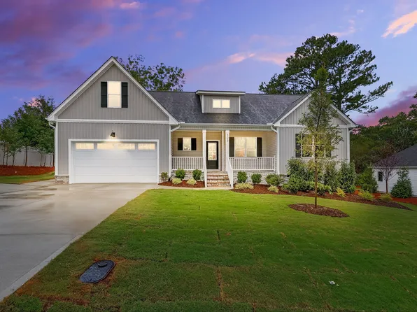 403 W 2nd St, Clayton, NC 27520