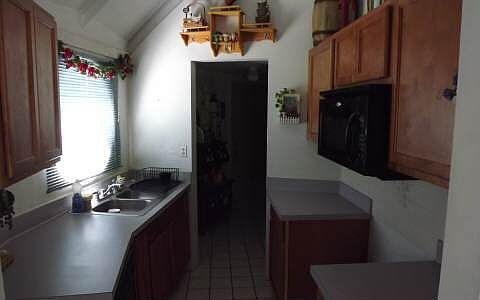 5th image of 1421 Bradley Ave