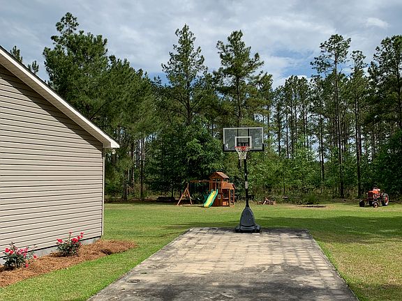 5th image of 169 Larkspur Dr