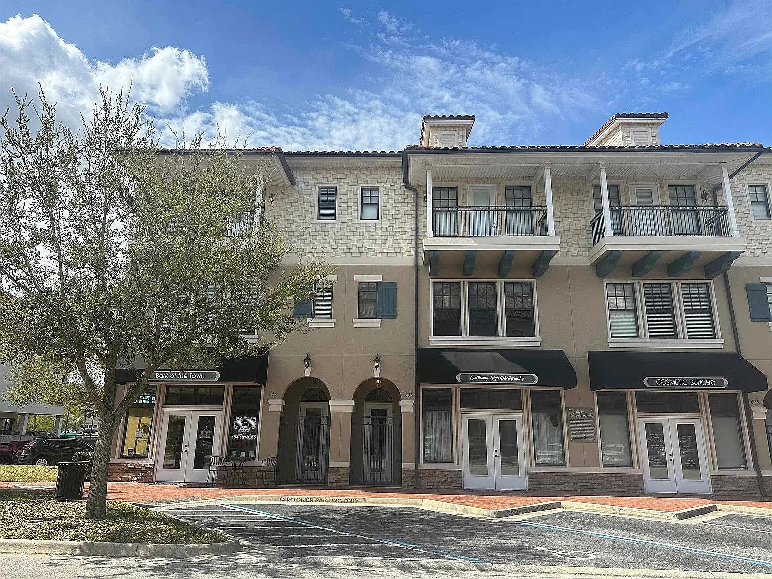 Palencia 2 Bedroom Townhouse — Photo 2