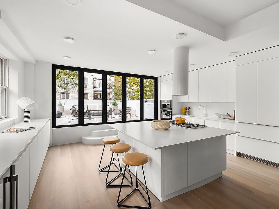 61 S 4th St, Brooklyn, NY 11249 | MLS #S1822998 | Zillow