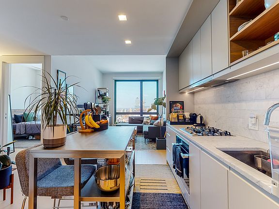 3rd image of 550 Vanderbilt Ave #1520