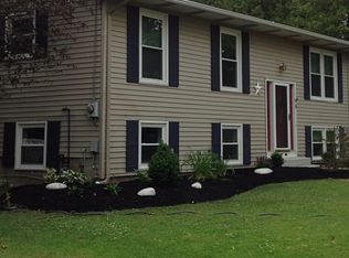 8 Westwood Dr, Auburn, NY