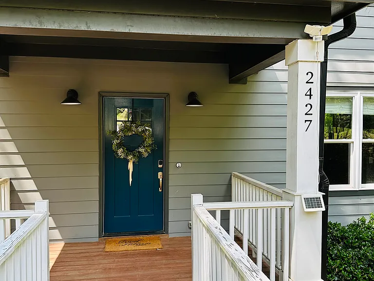 2427 Winburn Ave — Photo 8