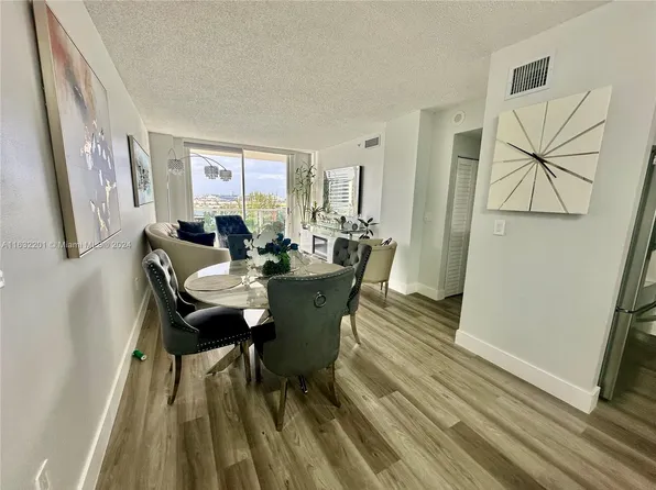 5091 NW 7th St APT 701, Miami, FL 33126