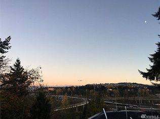 3236 113th Ave SE, Bellevue, WA 98004