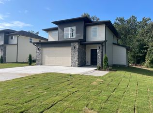 7458 Igou Gap Rd, Chattanooga, TN 37421