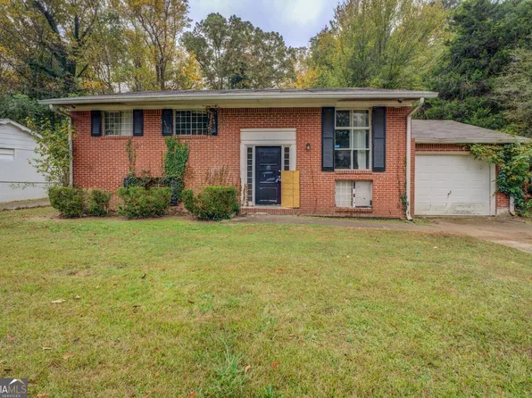 1349 Heather Cir, Riverdale, GA 30296
