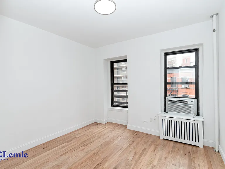 215 E 88th St #5FW — Photo 3