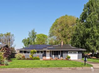 825 18th St SW, Puyallup, WA 98371