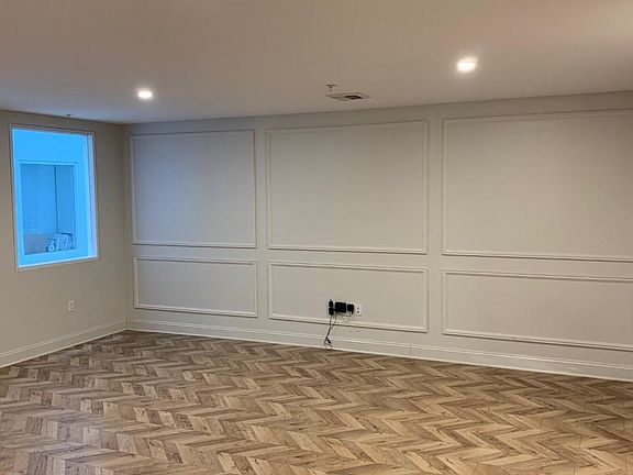 3rd image of 76 N Pearl St #509