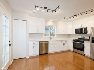 4663 Rolling Hills Dr, Lake In The Hills, IL 60156
