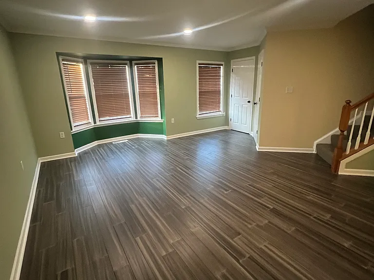 506 Hupps Hill Ct — Photo 6