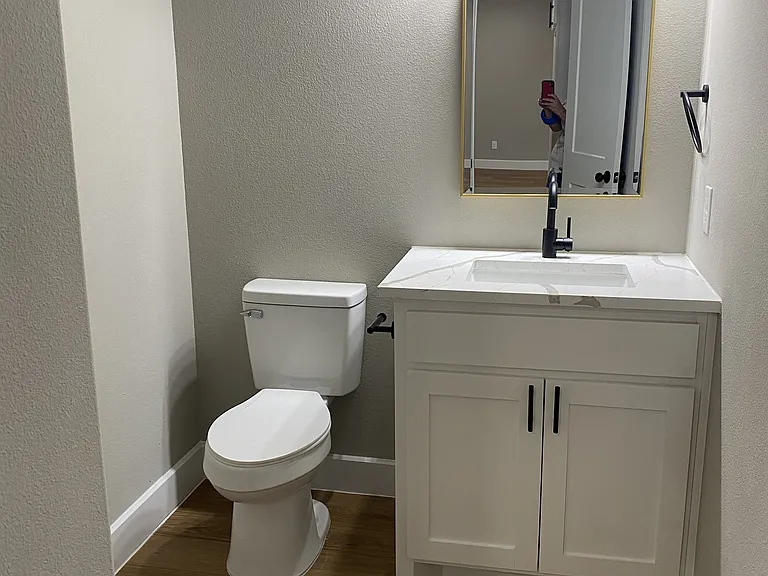 423 W Monterey St — Photo 15