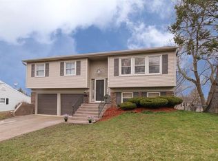 1406 Allison Ln, Schaumburg, IL 60194