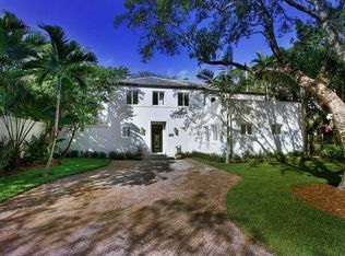 4260 Braganza Ave, Miami, FL 33133