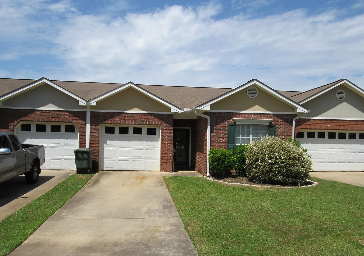 115 Woodmere Dr., Enterprise — Photo 1