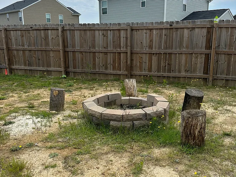 1709 Redbout Ct — Photo 19