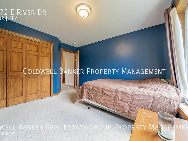 772 E River Dr — Photo 15
