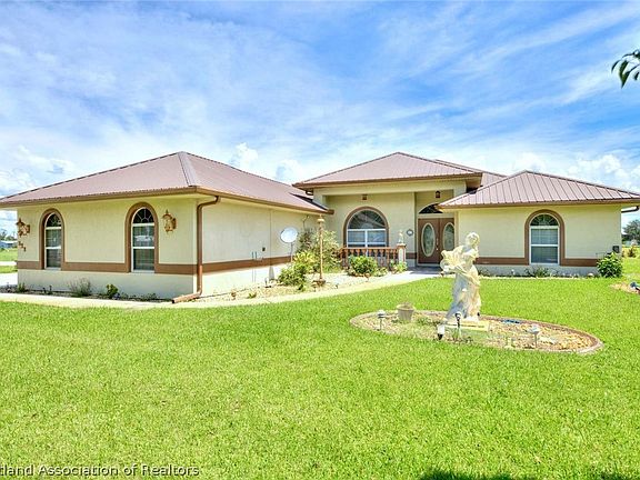 2nd image of 517 San Marco Dr