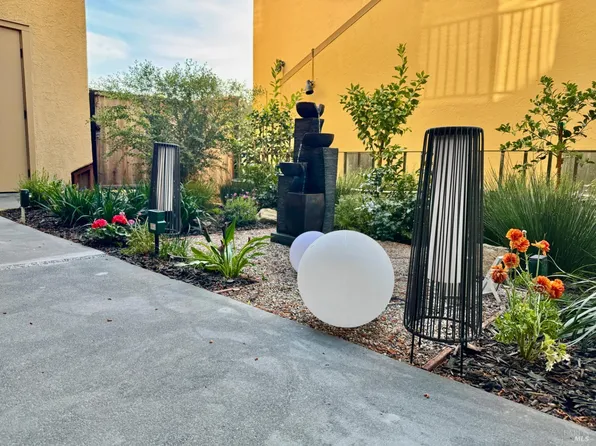 100 Marin Center Drive #31, San Rafael, CA 94903