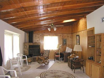 LivRm. w/ Fireplace!