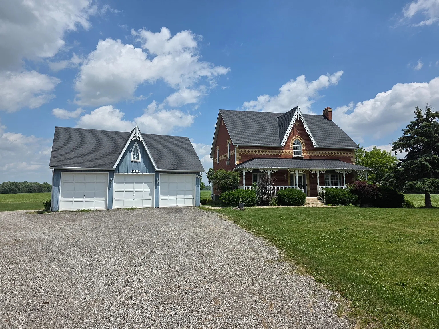 5 bed, $5,399 — Photo 1