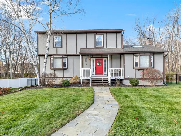 26 Woodridge Road, West Haven, CT 06516