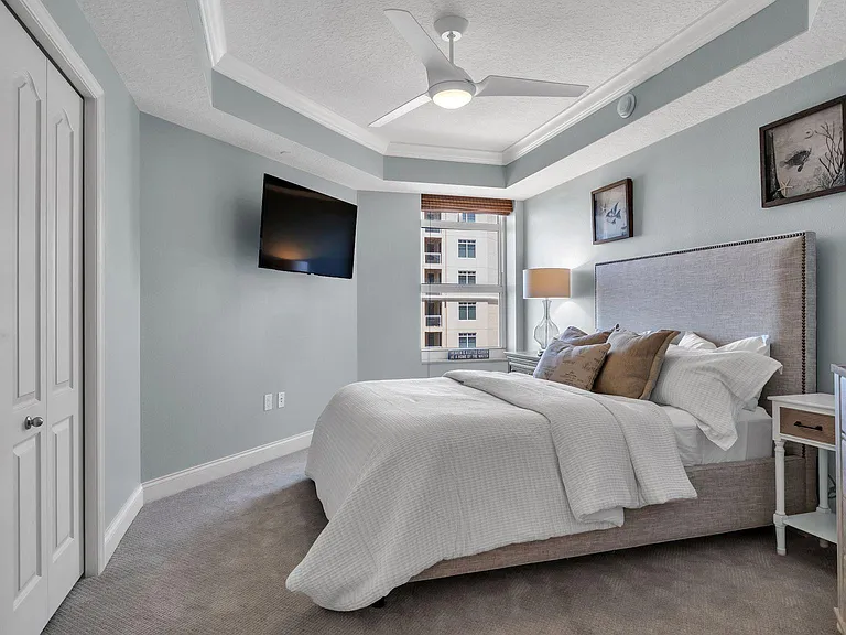 521 Mandalay Ave #802 — Photo 23