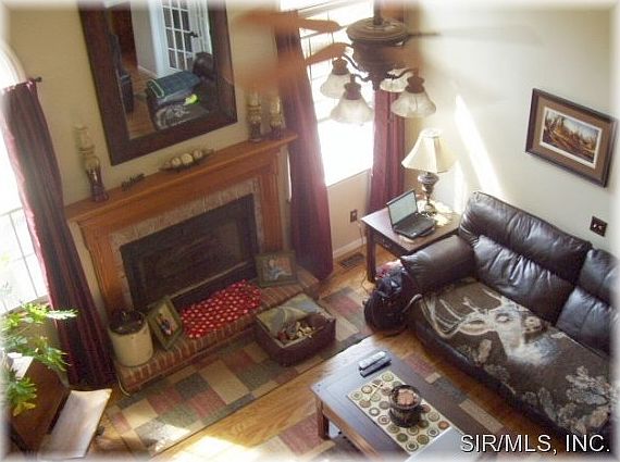 4th image of 407 Alderwood Ct