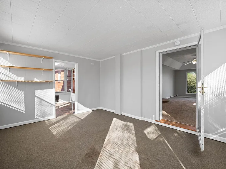 318 Verdun Dr — Photo 15