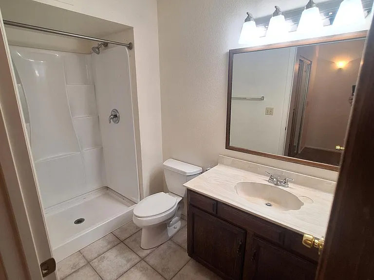 4142 W Sunnyside Ave — Photo 12