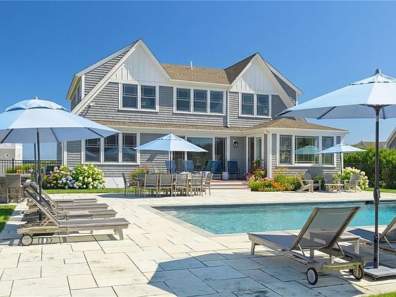 3rd image of 1048 Ocean Rd