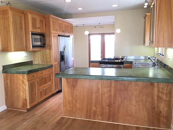 5th image of 4943 35th St