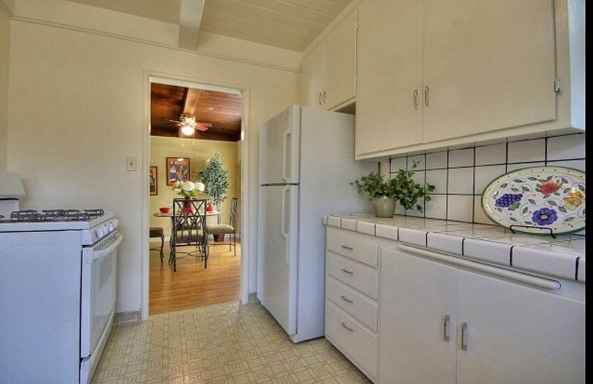 1st image of 577 Manzanita Ave