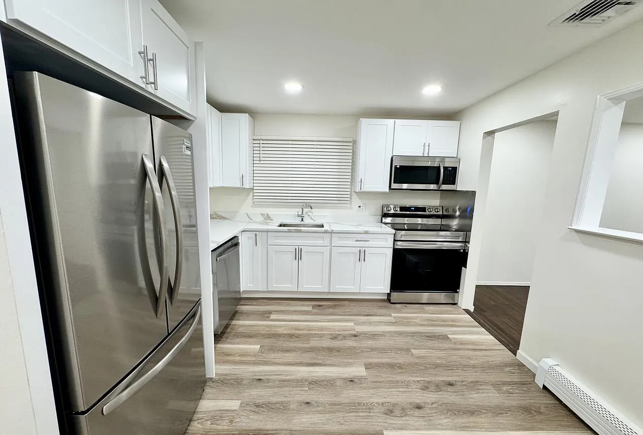 5 bed, 1825 sqft, $5,100 — Photo 4
