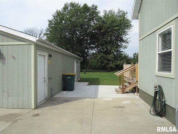 4th image of 1288 Nelson Ave