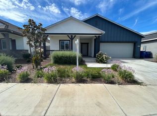 931 Grimsby Ln, Patterson, CA 95363