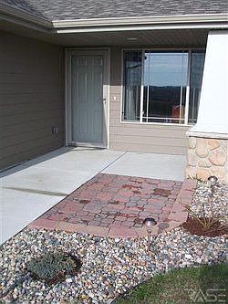 3rd image of 625 Hunter Dr