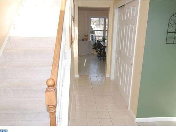 2nd image of 100 Ponderosa Dr